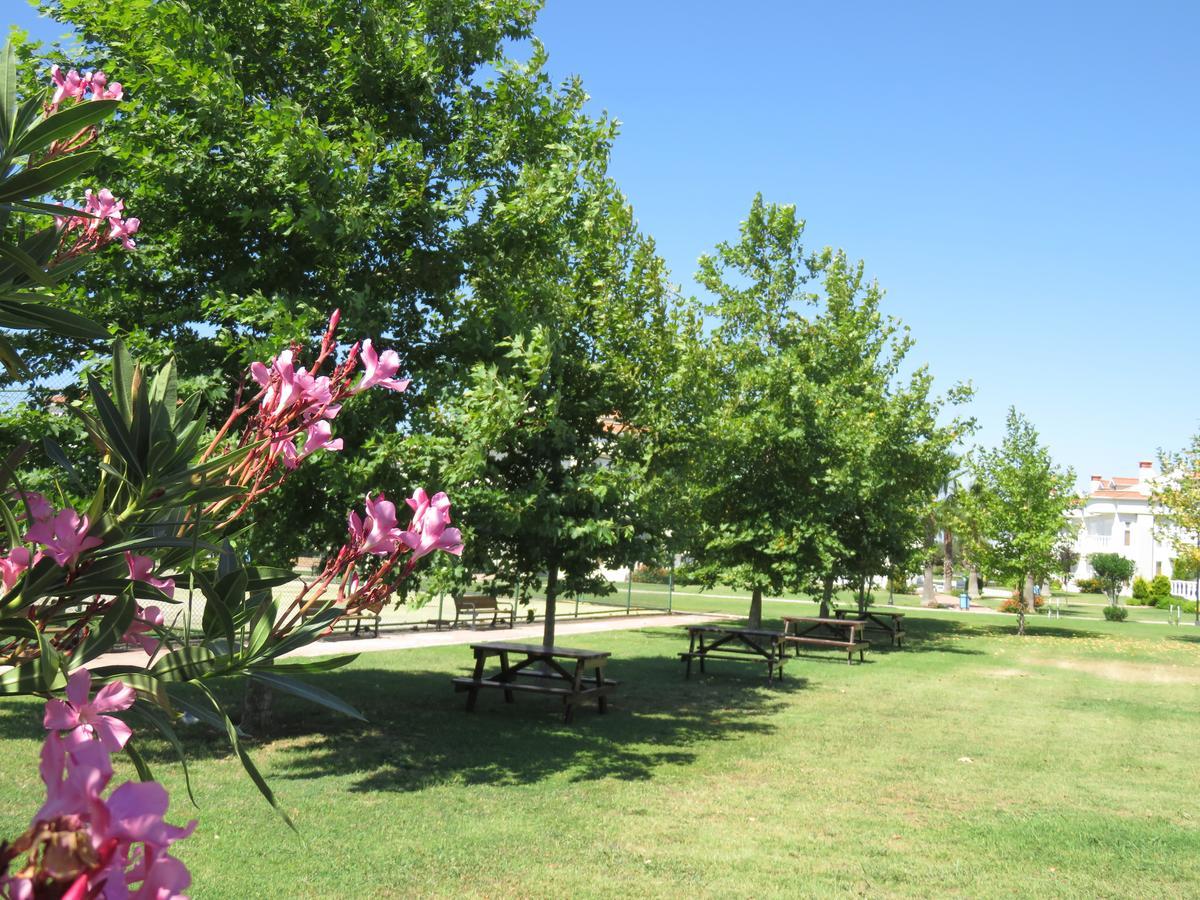 Sadev Turizm Belek Family Villas Exterior foto